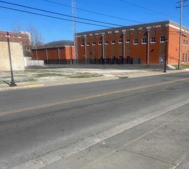 315 W Main St, Morehead, KY à vendre - Photo de l’immeuble – Image 2 sur 6