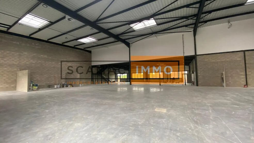 Local d'activités dans Buchelay à vendre - Photo de l’immeuble – Image 2 sur 5