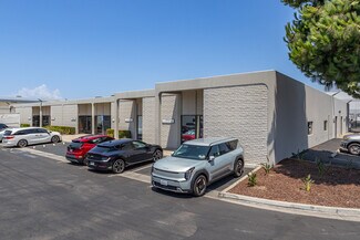 Plus de détails pour 2031 E Cerritos Ave, Anaheim, CA - Local d'activités à louer