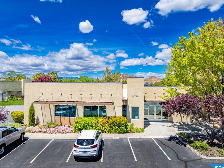 9500 Prototype Ct, Reno, NV à louer - Photo de l’immeuble – Image 1 sur 9