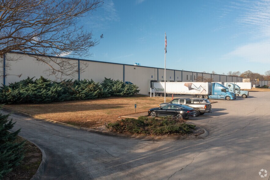 160 National Ave, Spartanburg, SC à louer - Photo principale – Image 1 sur 10