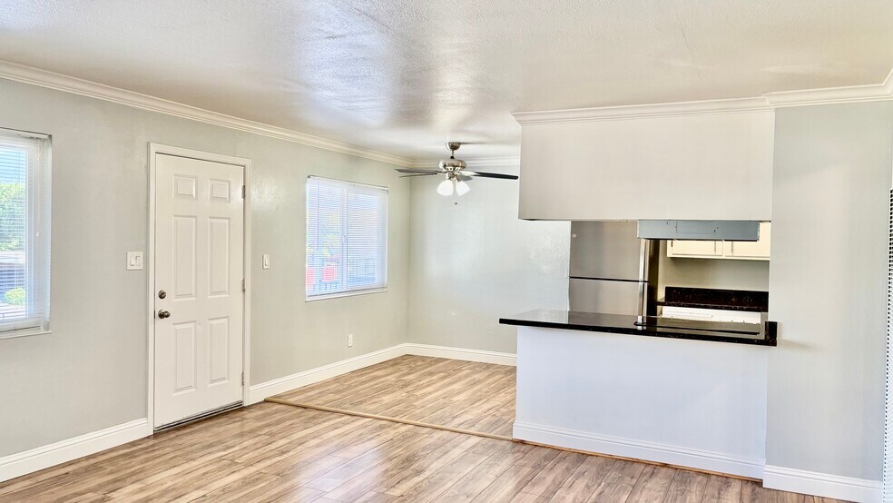 1491 Bassett Dr, Concord, CA à vendre - Photo intérieure – Image 3 sur 11