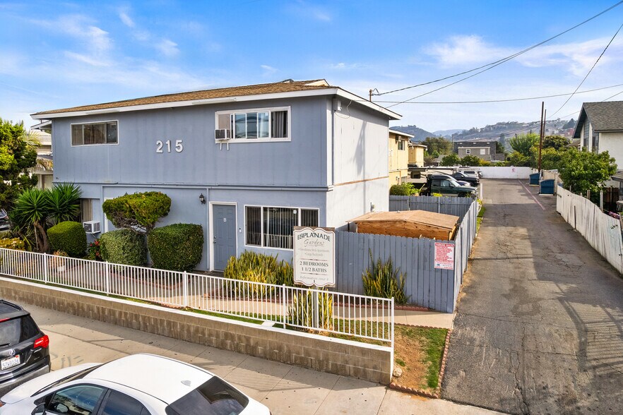 219 S Esplanade St, Orange, CA à vendre - Photo de l’immeuble – Image 3 sur 12