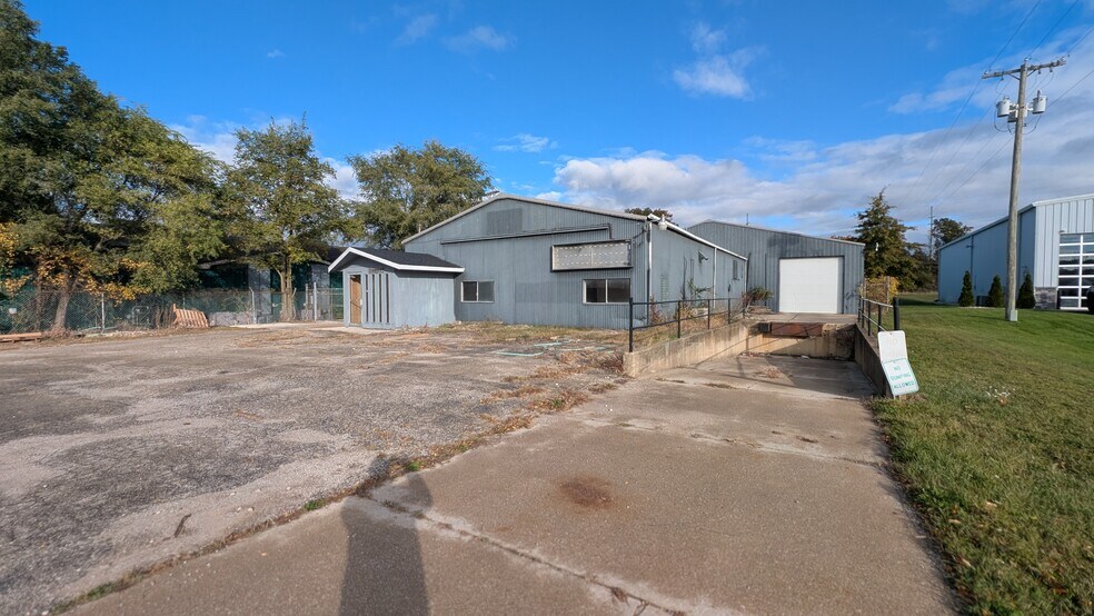 13255 Chippewa Blvd, Mishawaka, IN à louer - Photo de l’immeuble – Image 2 sur 15