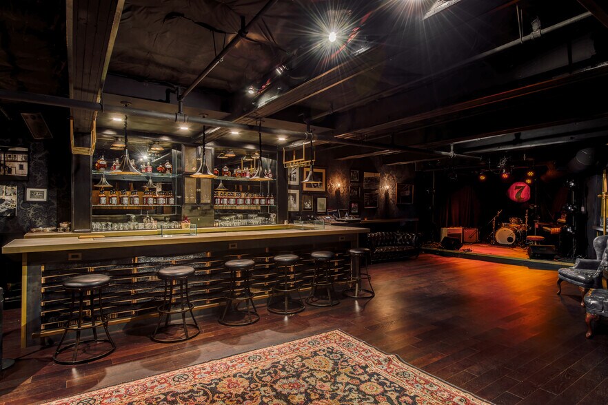 1215 Bates Ave, Los Angeles, CA à vendre - Photo de l’immeuble – Image 2 sur 13