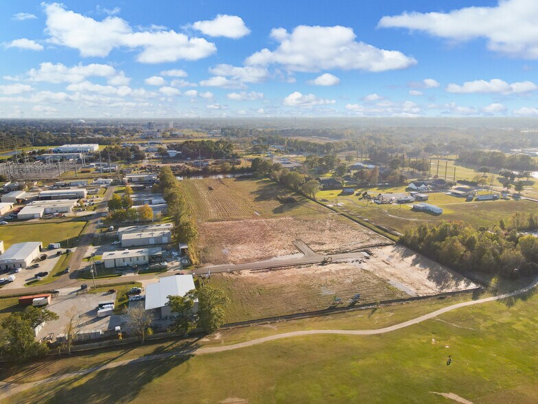 100 Marcon Dr, Lafayette, LA à vendre - Photo de l’immeuble – Image 2 sur 4