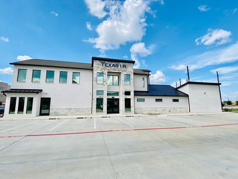 142 Bella Katy Dr, Katy, TX à louer - Photo de l’immeuble – Image 2 sur 8