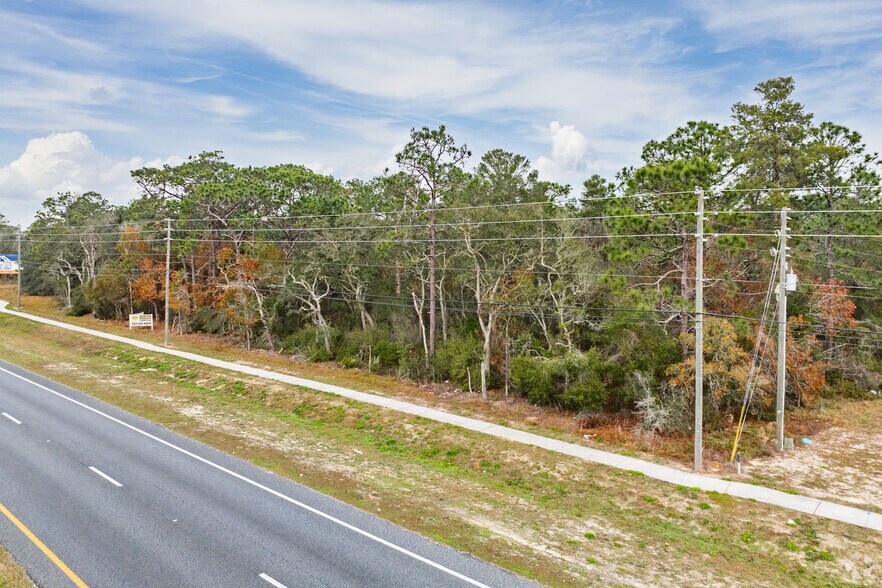 Prime Commercial Land Sale: Multi-Parcel portefeuille de 3 biens à vendre sur LoopNet.fr - Photo de l’immeuble – Image 3 sur 11