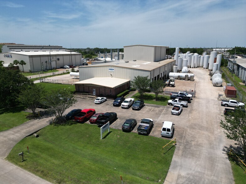 55 Southbelt Industrial Dr, Houston, TX à louer - Photo de l’immeuble – Image 2 sur 3