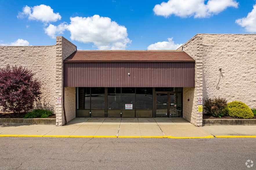 850-860 W 4th St, Mansfield, OH à louer - Photo de l’immeuble – Image 3 sur 25