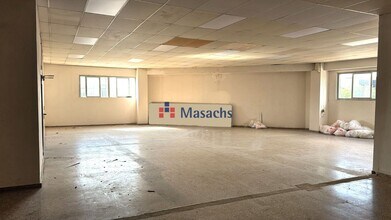 Bureau dans Cornellà de Llobregat, Barcelona à louer Photo intérieure– Image 1 sur 3