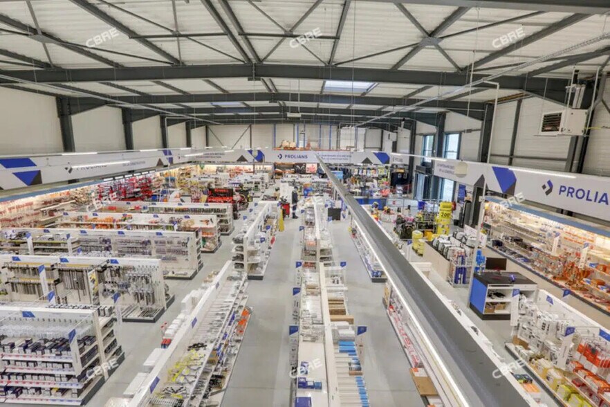 Bureau dans Bondoufle à louer - Photo de l’immeuble – Image 2 sur 5