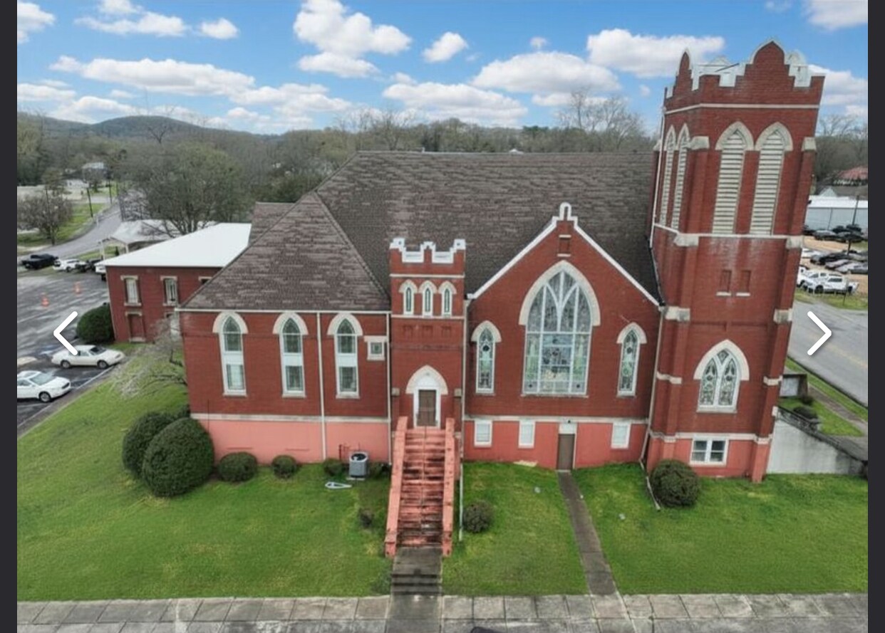 400 East St N, Talladega, AL à vendre Photo principale– Image 1 sur 29