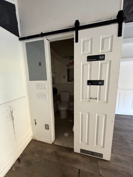 409-417 Nostrand Ave, Brooklyn, NY à louer - Photo de l’immeuble – Image 3 sur 5