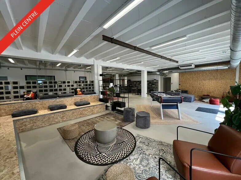 Bureau dans Bourg-lès-Valence à louer - Photo de l’immeuble – Image 3 sur 9