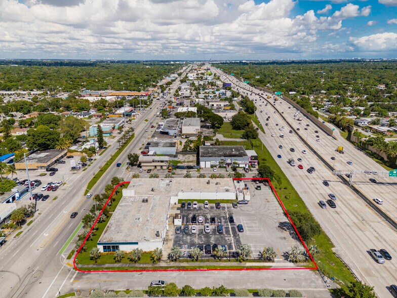 11575 NW 7th Ave, Miami, FL à vendre - Photo de l’immeuble – Image 3 sur 17