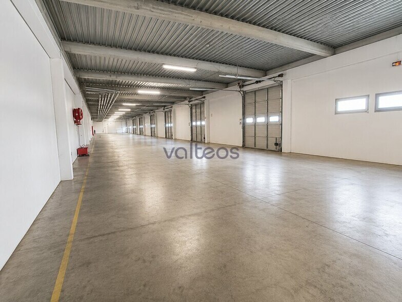 Industriel/Logistique dans Grisolles à louer - Photo intérieure – Image 2 sur 5