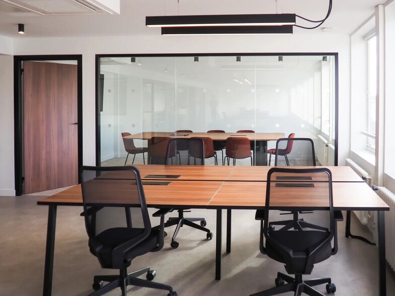 Bureau dans Paris à louer - Photo de l’immeuble – Image 3 sur 11