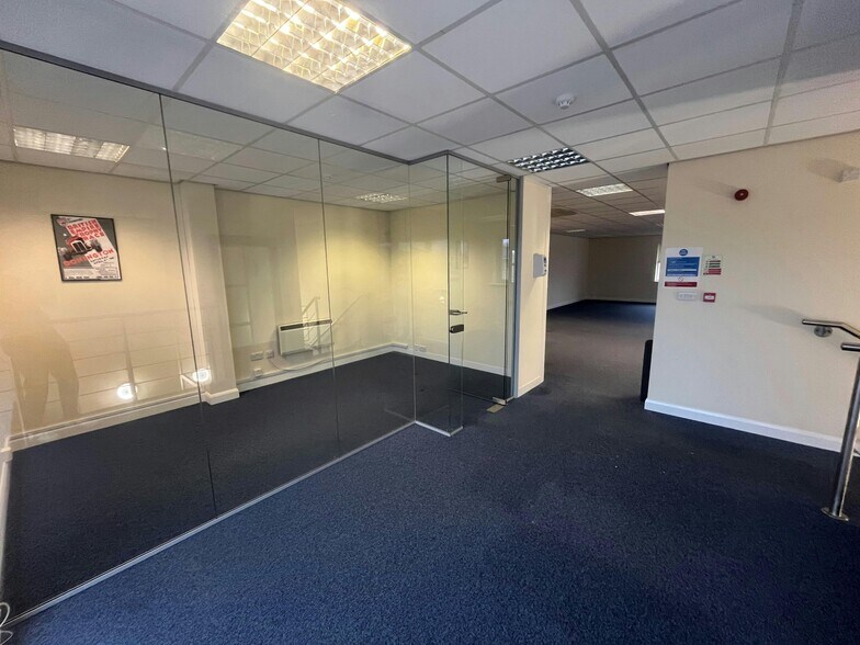 Ramsay Ct, Huntingdon à vendre - Photo de l’immeuble – Image 2 sur 7