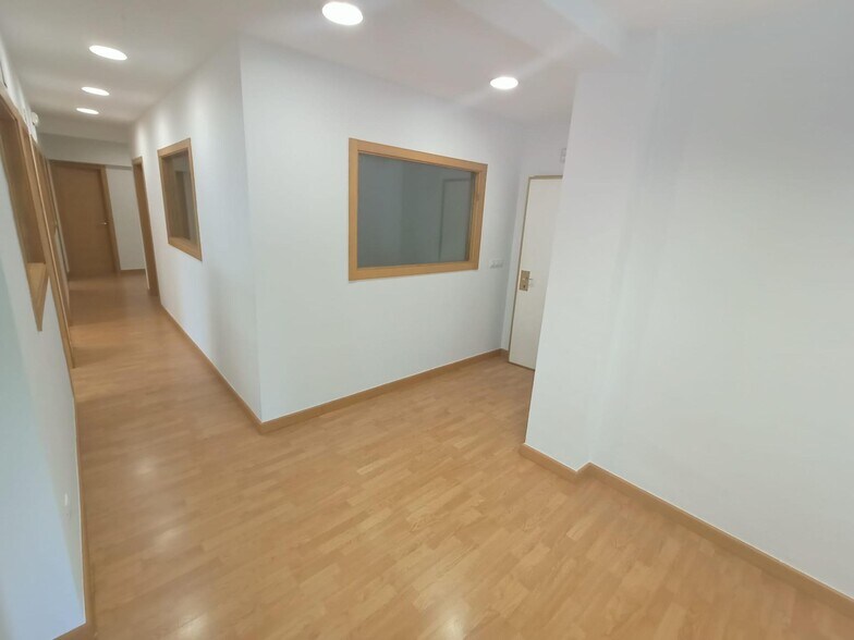 Bureau dans Cáceres, Cáceres à louer - Photo de l’immeuble – Image 1 sur 10