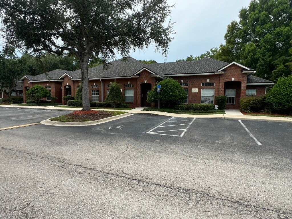 9310 Old Kings Rd S, Jacksonville, FL à louer Photo de l’immeuble– Image 1 sur 14