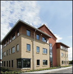 Plus de détails pour 201 Dumbarton Rd, Clydebank - Bureau à louer