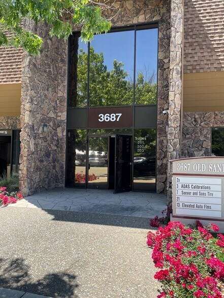 3687 Old Santa Rita Rd, Pleasanton, CA à vendre - Photo de l’immeuble – Image 1 sur 5