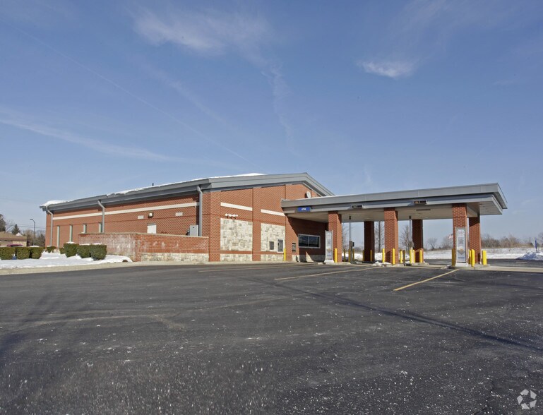 7505 Dixie Hwy, Village of Clarkston, MI à vendre - Photo de l’immeuble – Image 2 sur 2