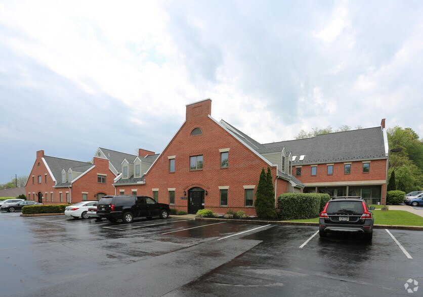 270 Lancaster Ave, Malvern, PA à louer - Photo de l’immeuble – Image 1 sur 5