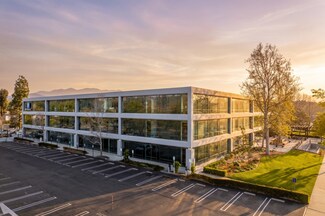 Plus de détails pour 2625 Townsgate Rd, Westlake Village, CA - Différents types d’espaces à louer