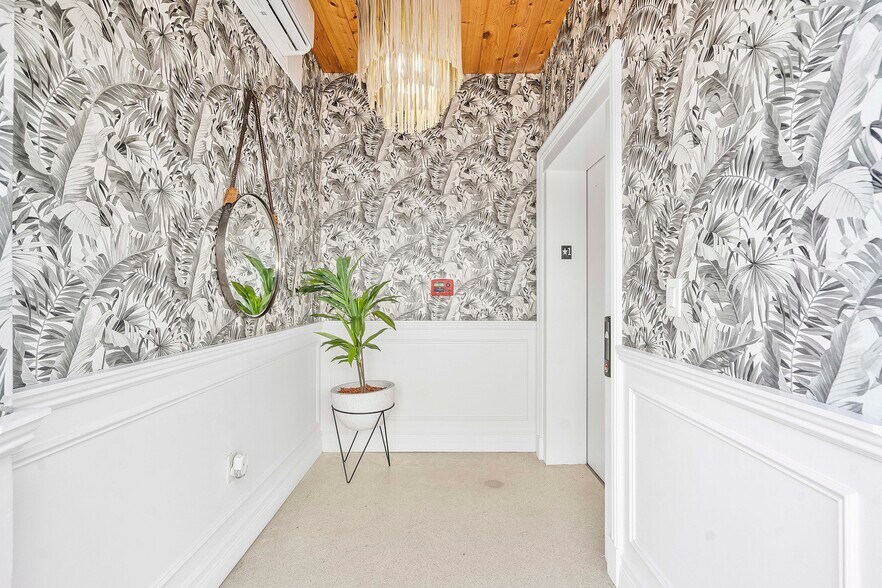 900 NW 6th St, Fort Lauderdale, FL à louer - Photo intérieure – Image 2 sur 16