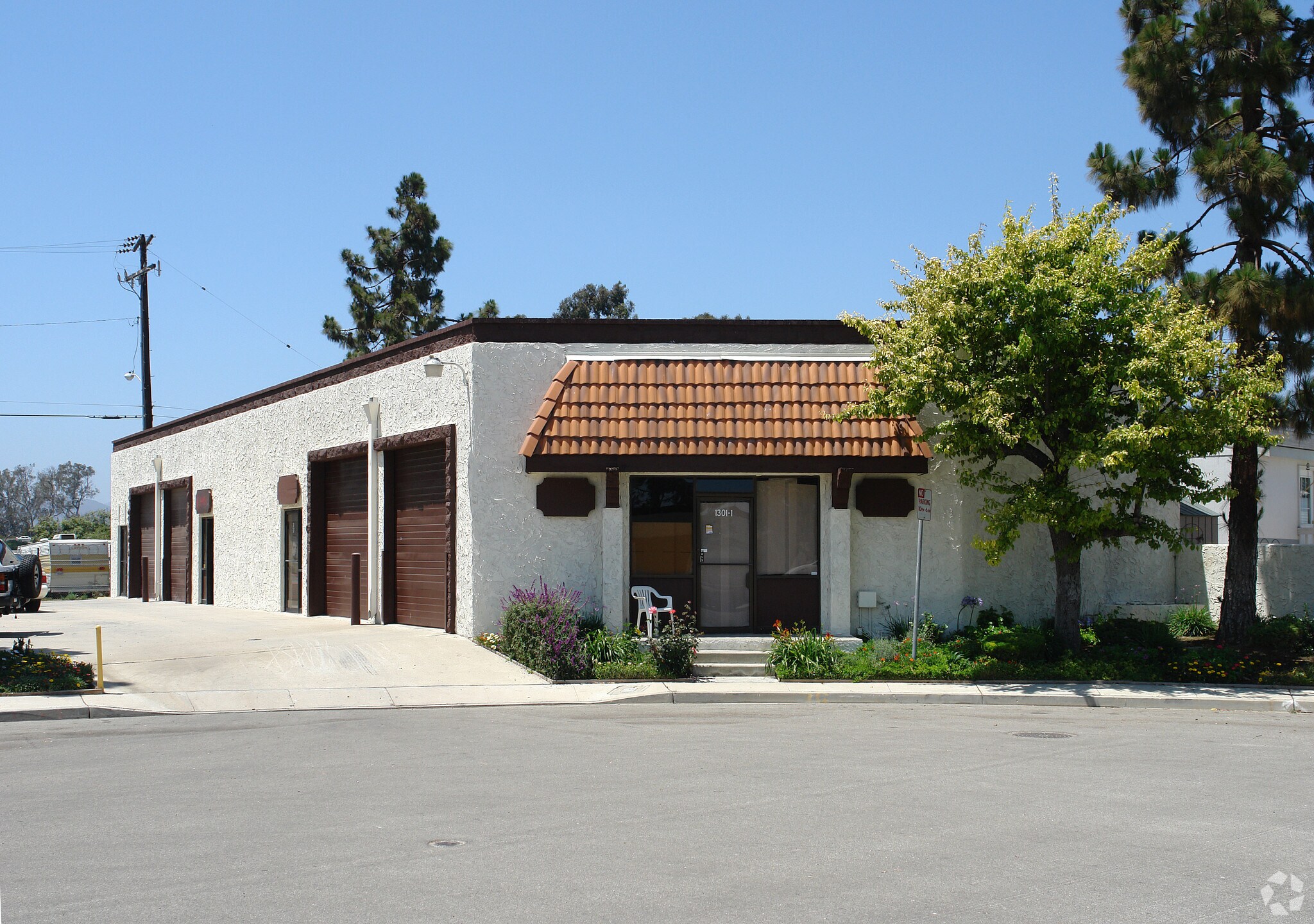 1301 Tower Sq, Ventura, CA à louer Photo principale– Image 1 sur 7