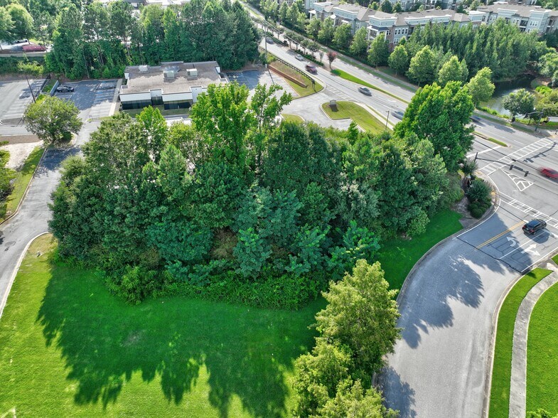 500 W Lanier Ave, Fayetteville, GA à louer - Photo de l’immeuble – Image 1 sur 14