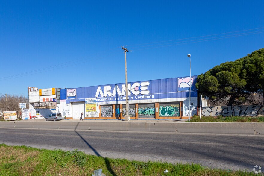 Paseo John Lennon, 27, Getafe, Madrid à vendre - Photo de l’immeuble – Image 2 sur 6