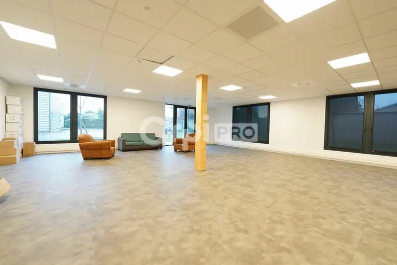 2 Rue Du Docteur Pravaz, Sainte-Foy-lès-Lyon à louer - Photo intérieure – Image 2 sur 16