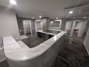 2039 Forest Ave, San Jose, CA à louer Hall d’entrée– Image 1 sur 7