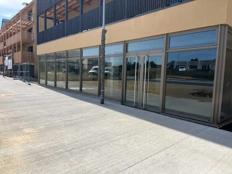 Local commercial dans Guérande à vendre - Photo de l’immeuble – Image 3 sur 4