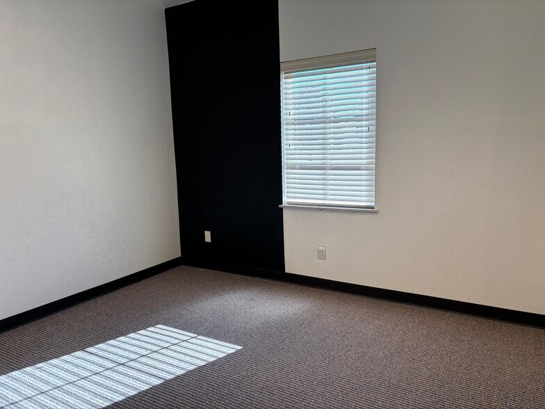 13901 Technology Dr, Oklahoma City, OK à vendre - Photo intérieure – Image 2 sur 5