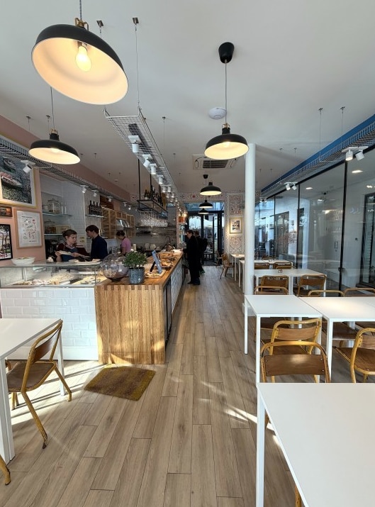 132-134 Lots Rd, Londres à louer Photo intérieure– Image 1 sur 4