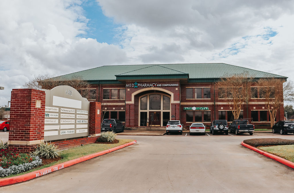 6302 W Broadway St, Pearland, TX à louer Photo de l’immeuble– Image 1 sur 27