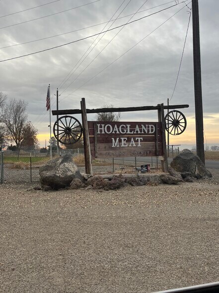 3408 Industrial Rd E, Homedale, ID à vendre - Photo de l’immeuble – Image 1 sur 16