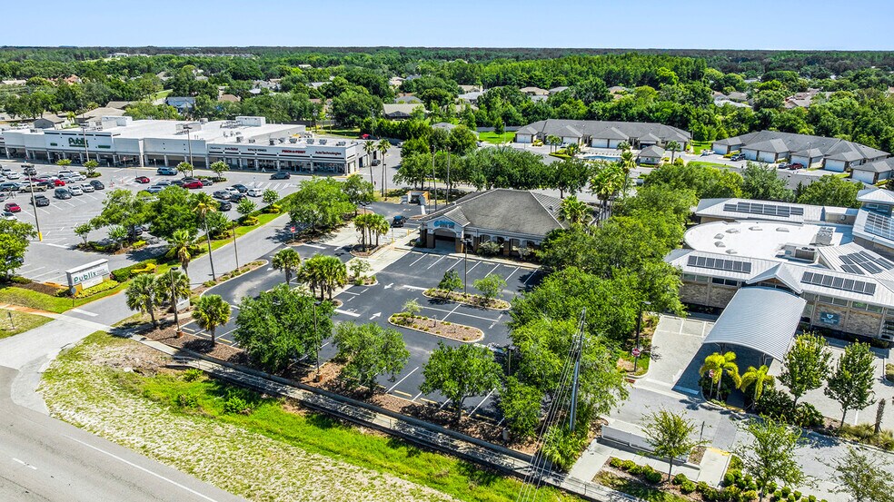 5242 Little Rd, New Port Richey, FL à vendre - Photo de l’immeuble – Image 2 sur 3