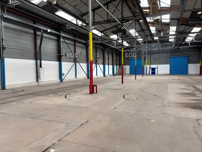 Local d’activités dans Corbeil-Essonnes à louer - Photo intérieure – Image 2 sur 2