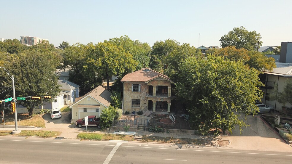 1204 E 7th St, Austin, TX à louer - Photo de l’immeuble – Image 2 sur 2