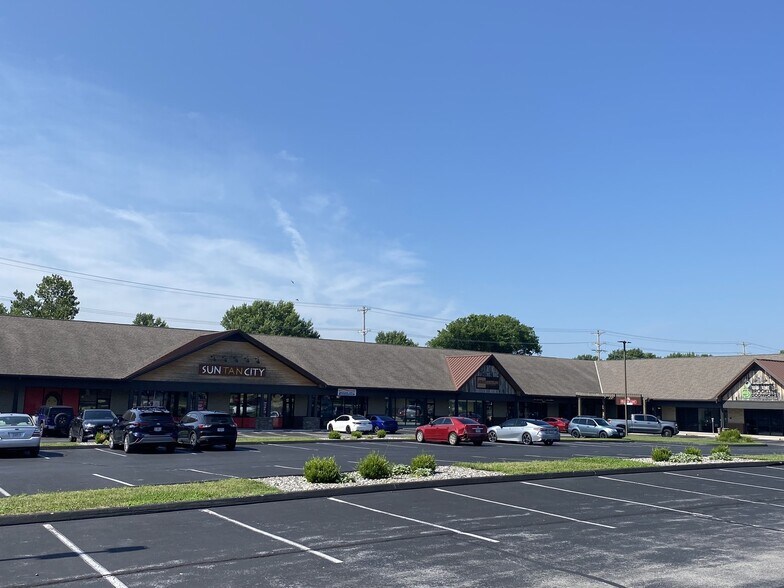1730 E Republic Rd, Springfield, MO à louer - Photo de l’immeuble – Image 2 sur 11