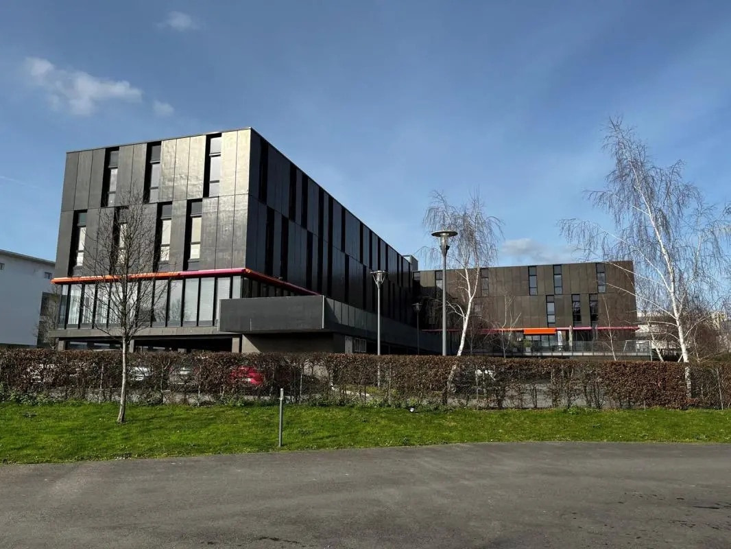 Bureau dans Rennes à vendre Photo de l’immeuble– Image 1 sur 13