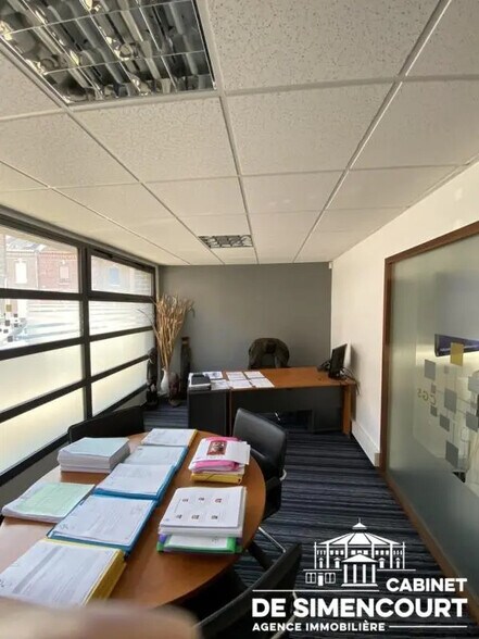 Bureau dans Amiens à vendre - Photo de l’immeuble – Image 1 sur 4