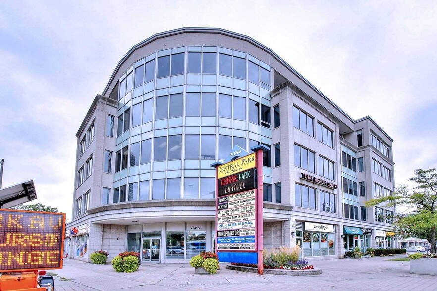 7368 Yonge St, Vaughan, ON à vendre - Photo de l’immeuble – Image 1 sur 12