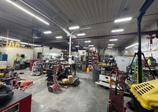 3480 Jackson St, Oshkosh, WI à vendre Photo intérieure– Image 1 sur 3