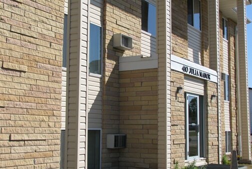 410 W 3rd Ave N, Aurora, MN à vendre - Photo principale – Image 1 sur 19